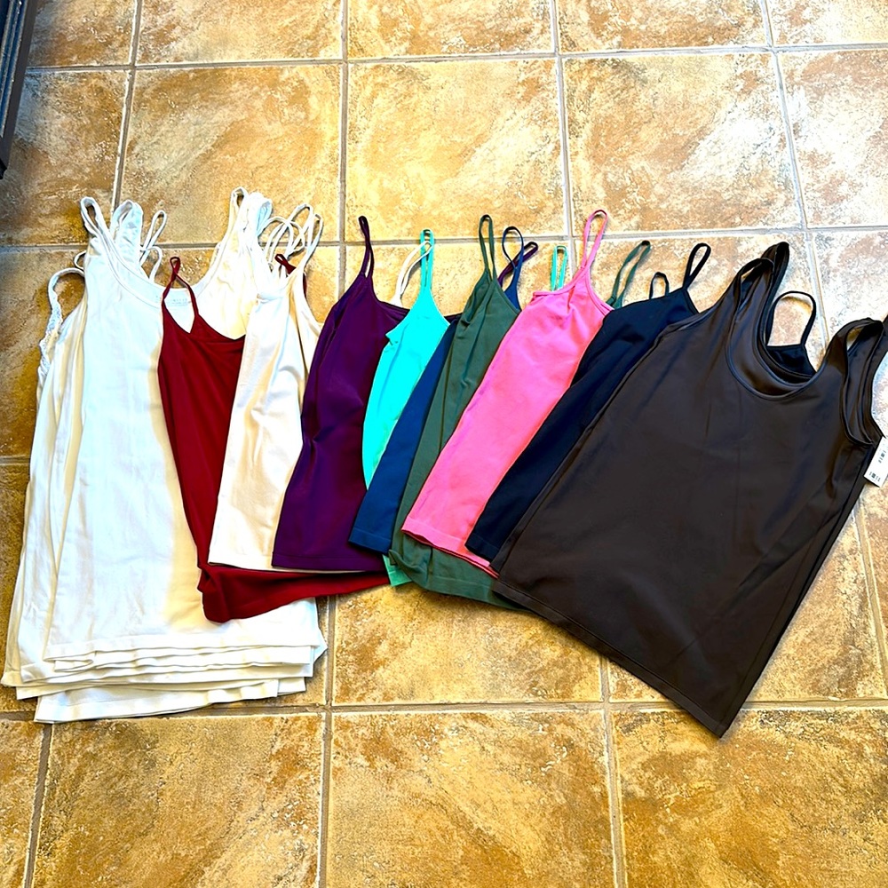Bundle of 17 Camis different colors
